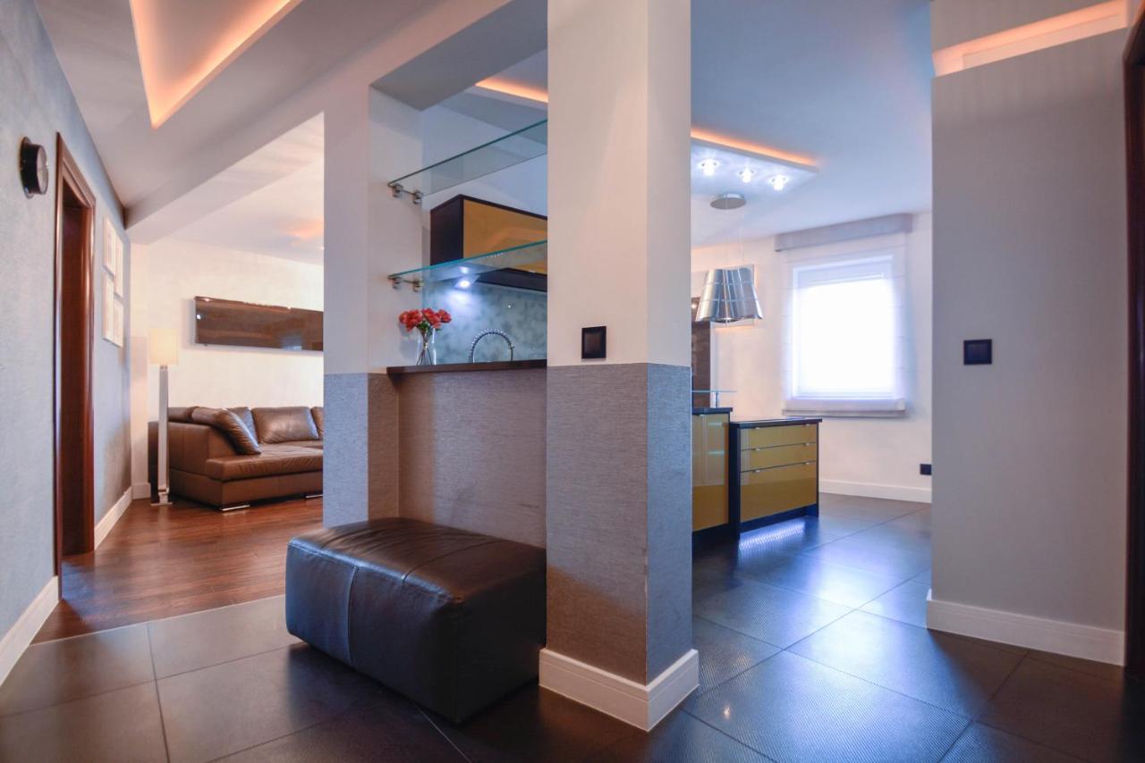 Apartamenty Bryza - Chelmonskiego - Parking - Centrum Swinoujscie Dış mekan fotoğraf