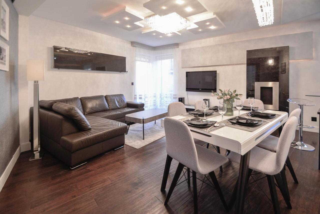 Apartamenty Bryza - Chelmonskiego - Parking - Centrum Swinoujscie Dış mekan fotoğraf