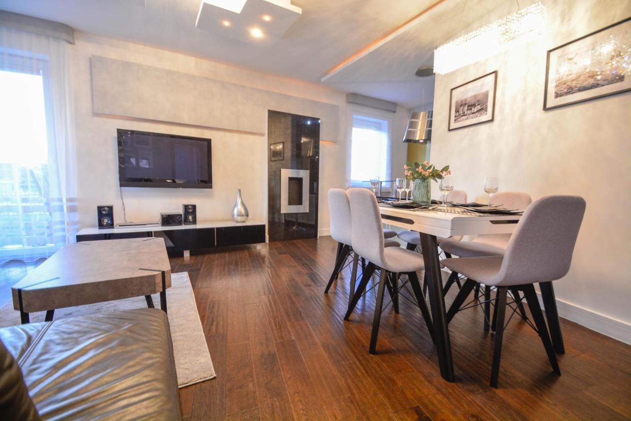 Apartamenty Bryza - Chelmonskiego - Parking - Centrum Swinoujscie Dış mekan fotoğraf