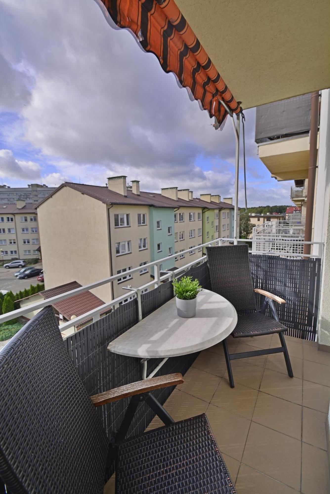 Apartamenty Bryza - Chelmonskiego - Parking - Centrum Swinoujscie Dış mekan fotoğraf