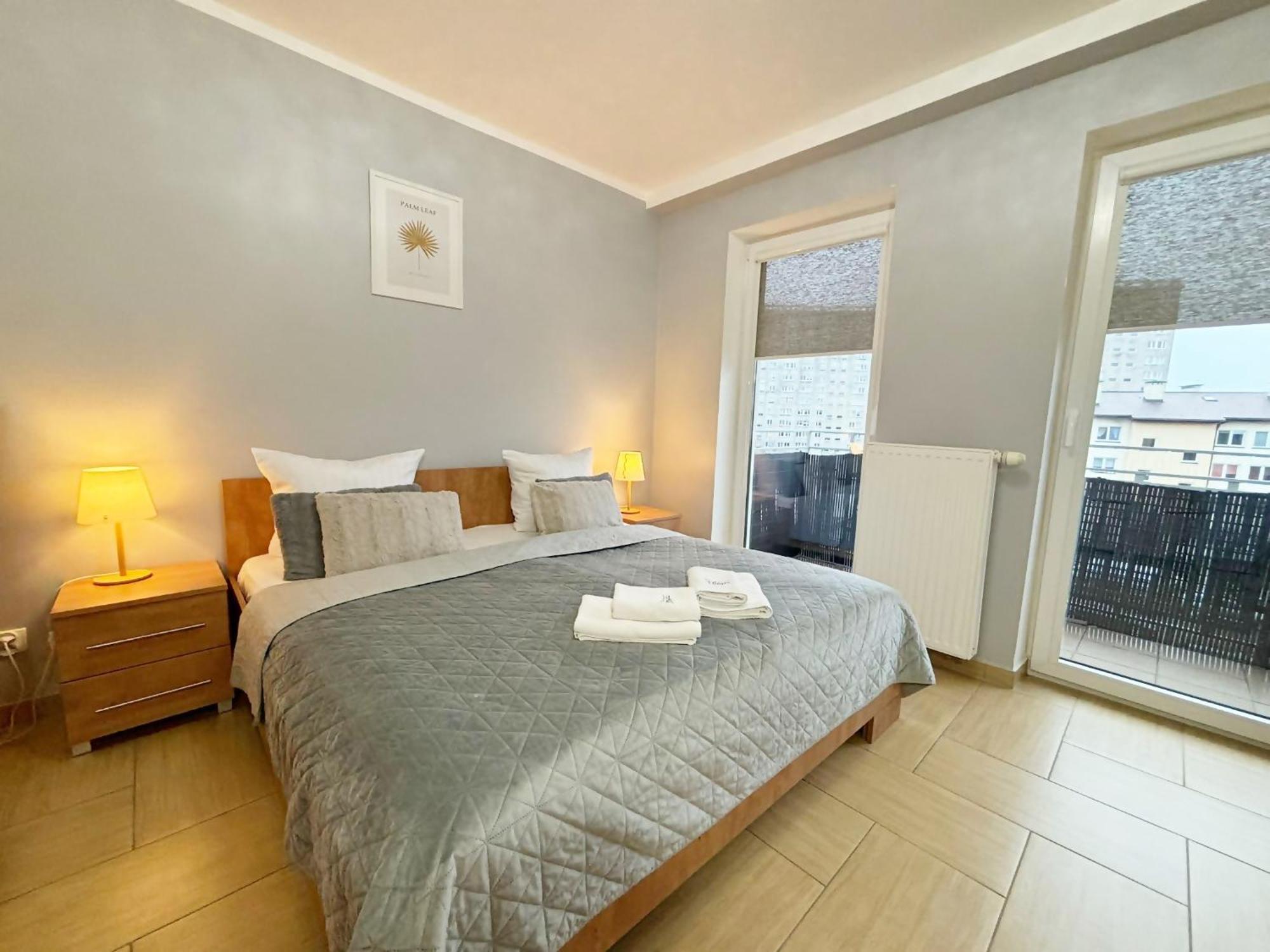 Apartamenty Bryza - Chelmonskiego - Parking - Centrum Swinoujscie Dış mekan fotoğraf